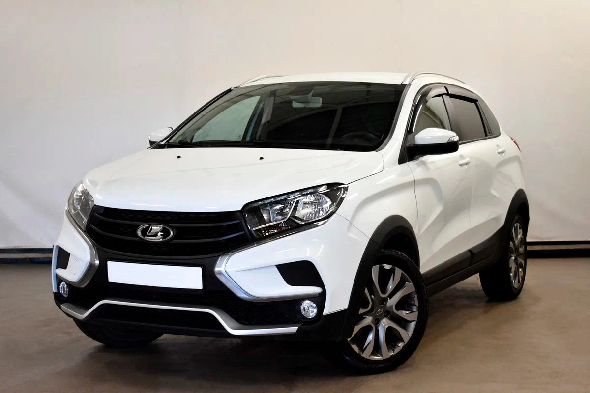 Автомобили Lada Xray Cross по сниженной цене